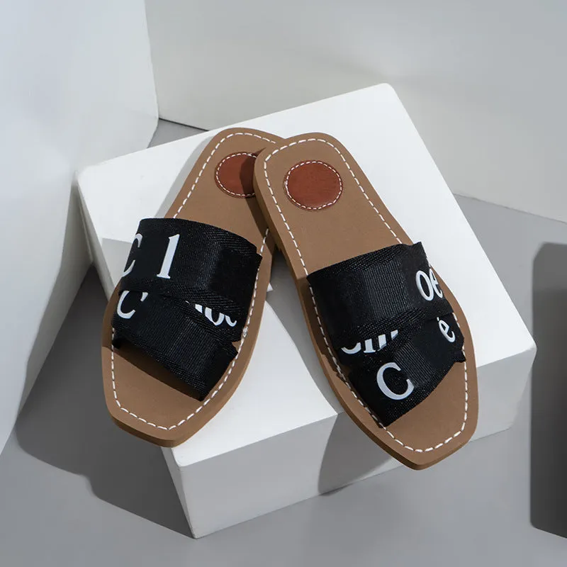 2024 Fashion Roman Versatile Alphabet Flat Slippers Outside the Beach Slippers Flip Flops Sandals