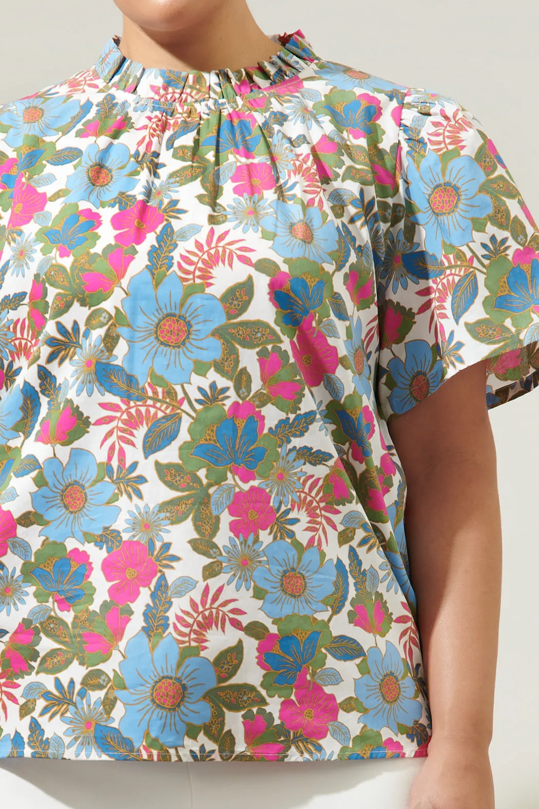Avitall Floral Classic Ruffle Sleeve Top Curve