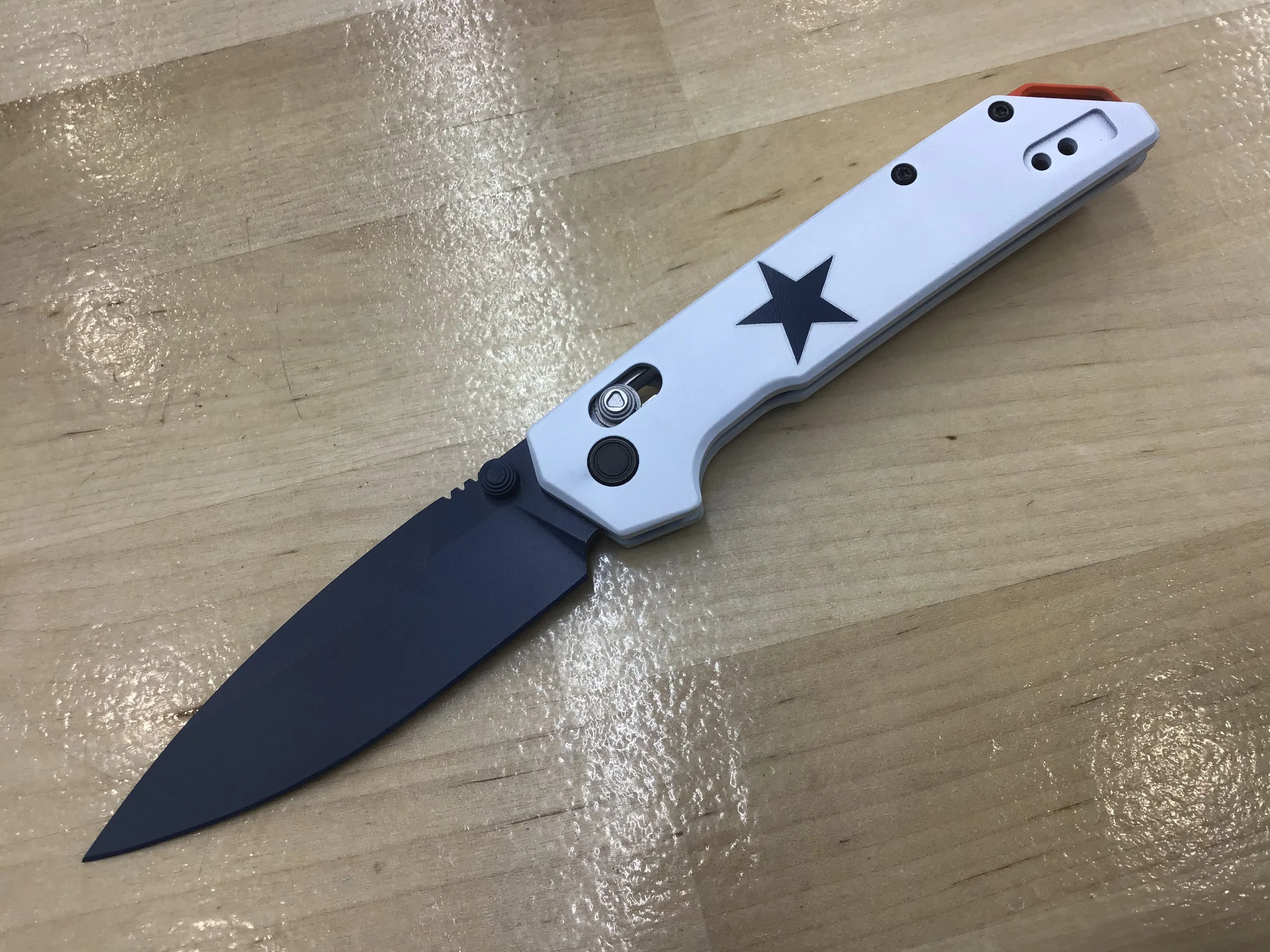 Custom Kershaw Iridium Astros 1980’s Theme D2 Blade Blue Cerakote White Cerakoted Aluminum Handle