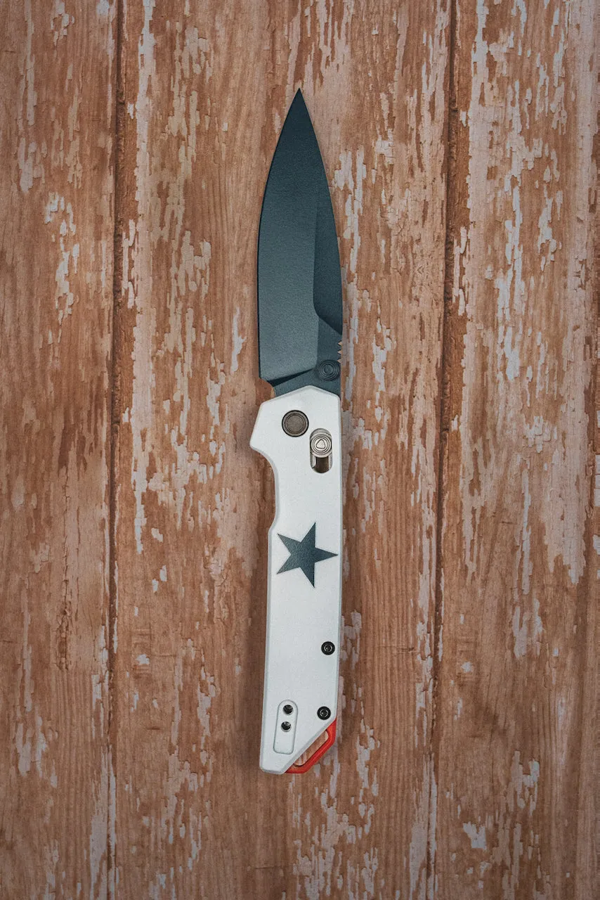 Custom Kershaw Iridium Astros 1980’s Theme D2 Blade Blue Cerakote White Cerakoted Aluminum Handle