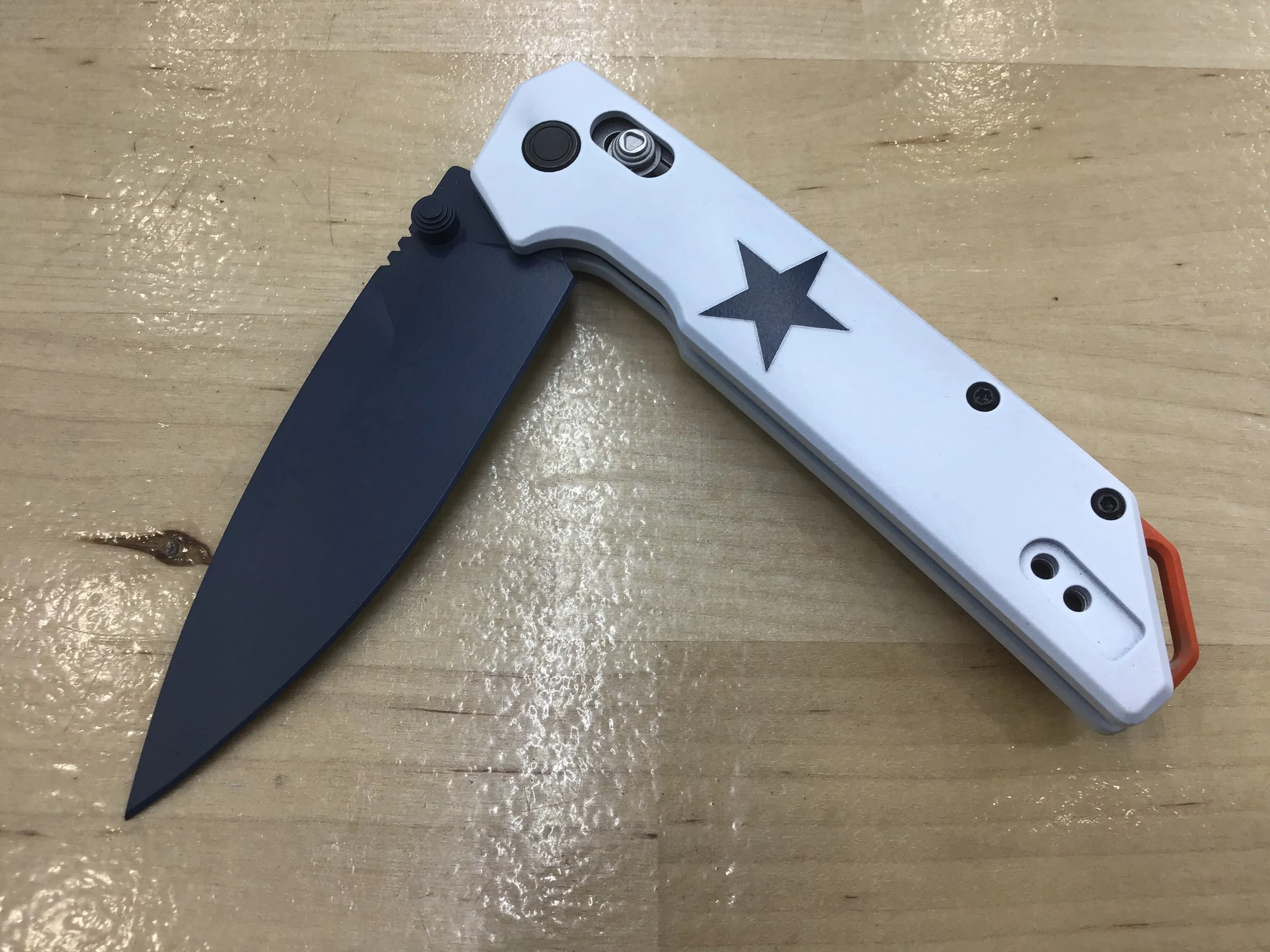 Custom Kershaw Iridium Astros 1980’s Theme D2 Blade Blue Cerakote White Cerakoted Aluminum Handle
