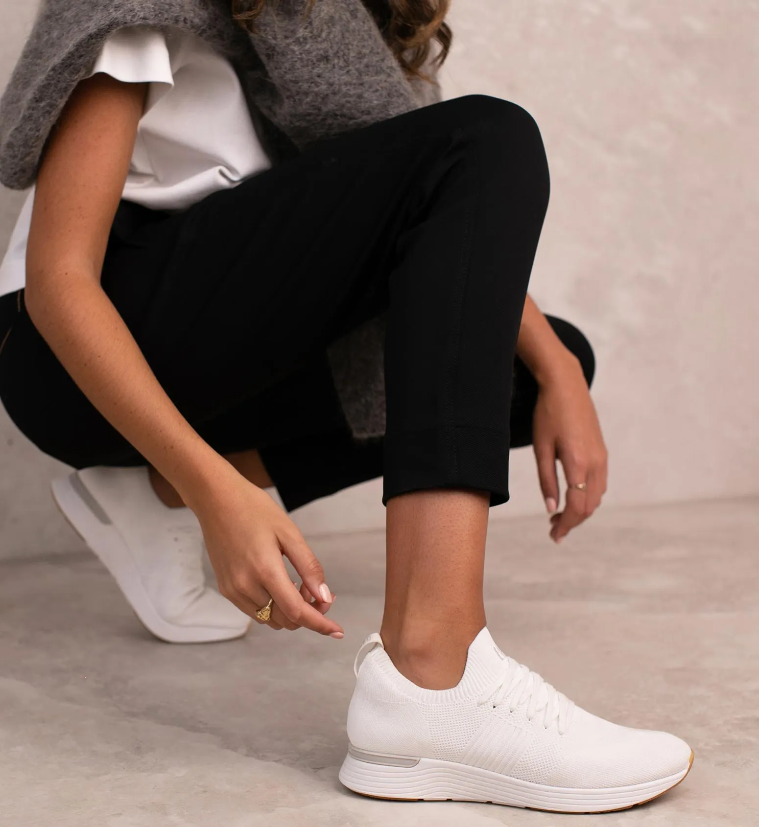 Jinzo White Knit Sneakers