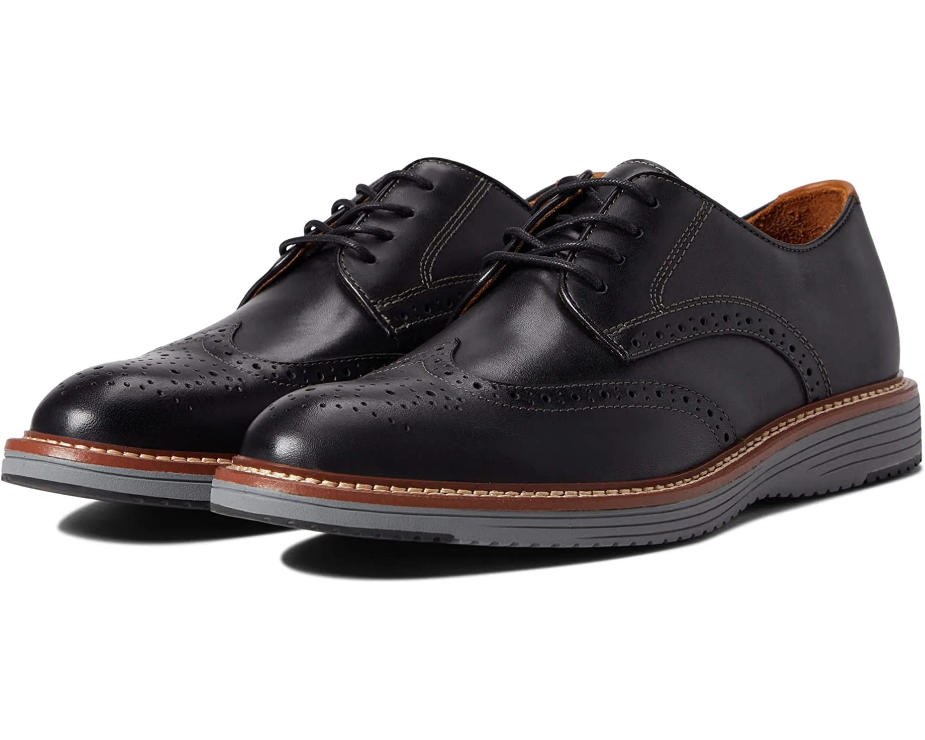 Johnston & Murphy Upton Wing Tip Oxfords, black