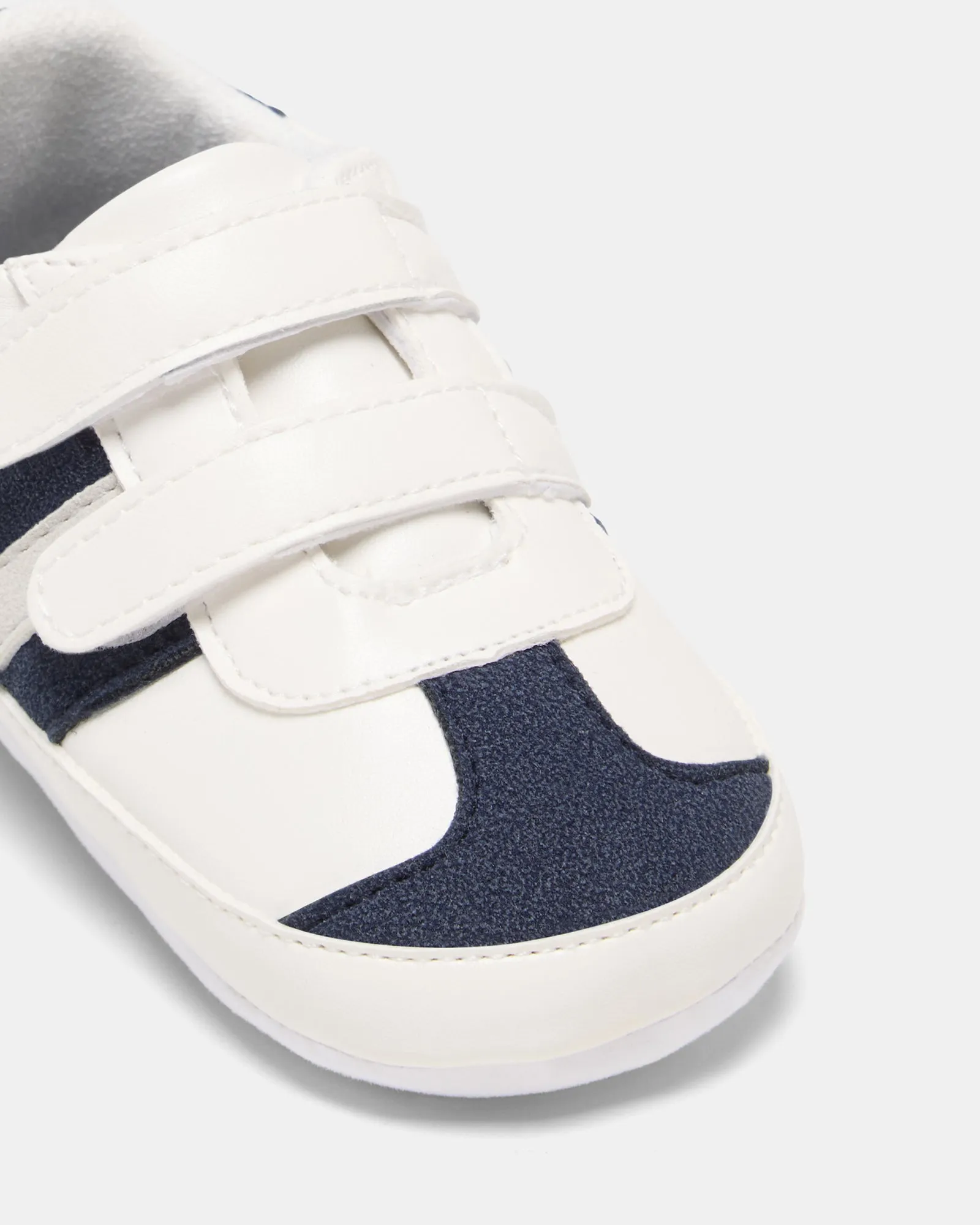 Kamden Sneaker White/Navy