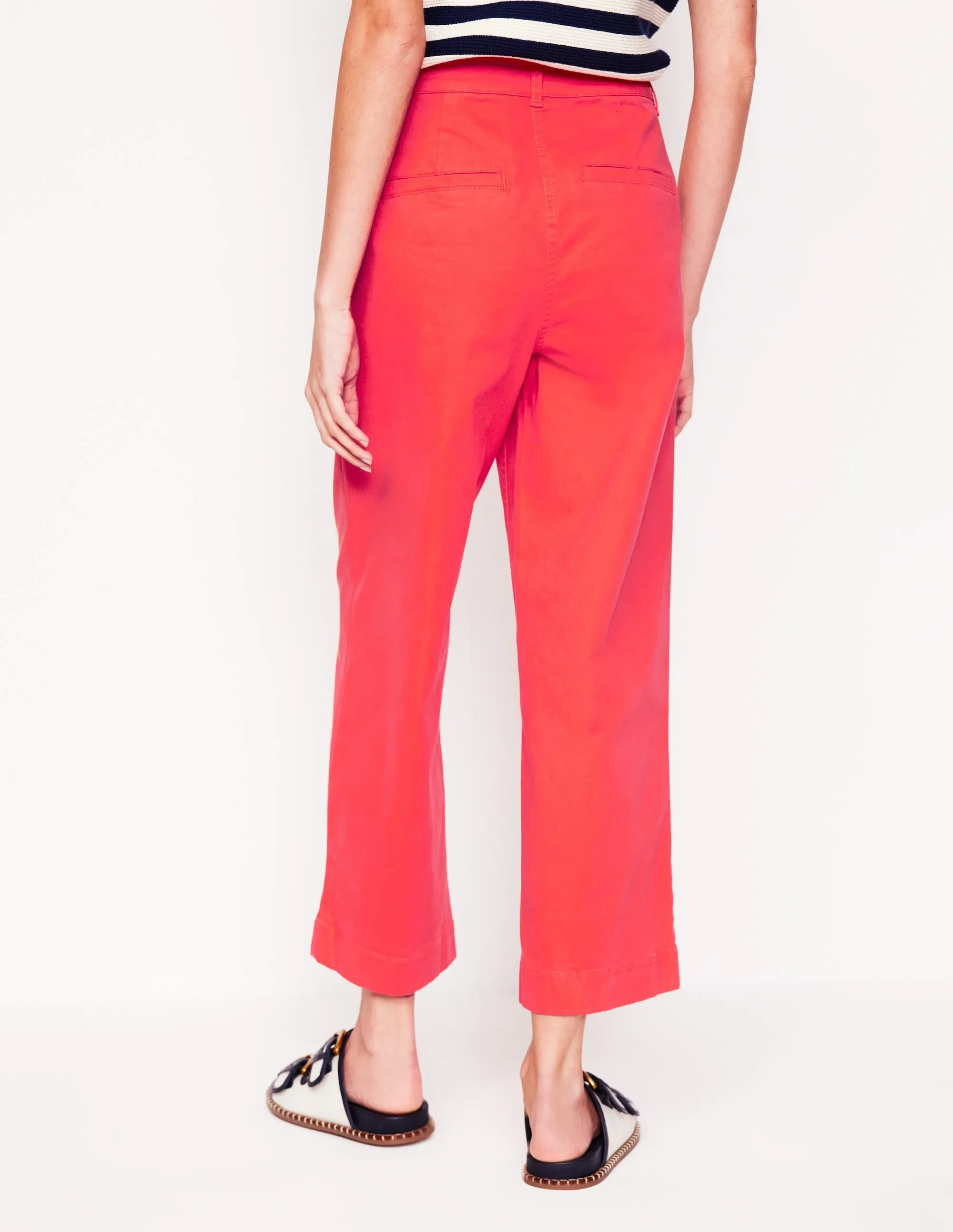 Patch Pocket Crop Chino-Jam Red