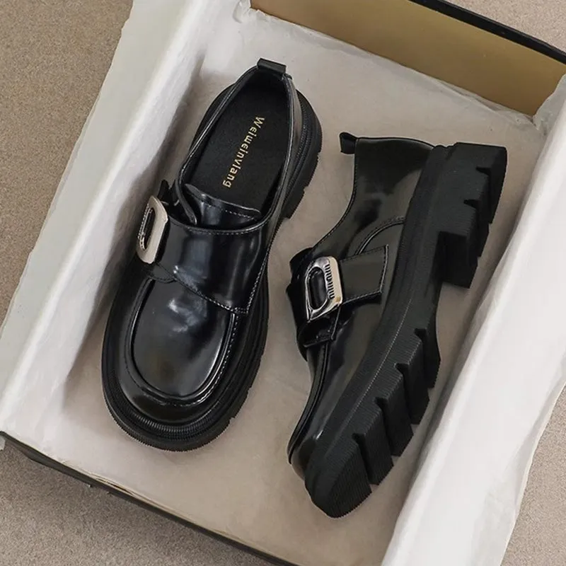 Women Retro Minimalist Glossy Leather Loafers